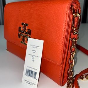 🔥Tory Burch Britten chain wallet (cross body)